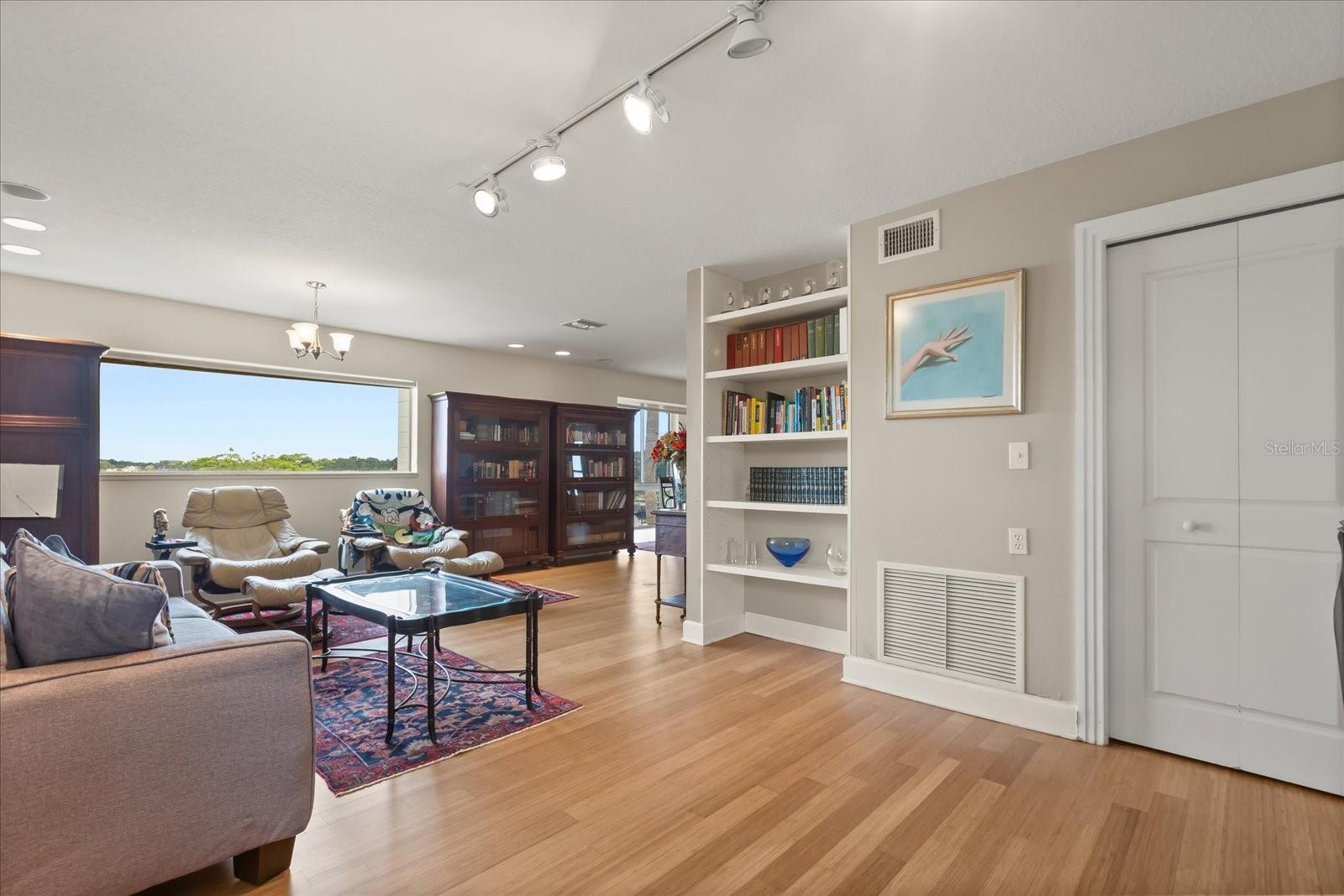 151 N ORLANDO AVE #212, WINTER PARK, FL, 32789