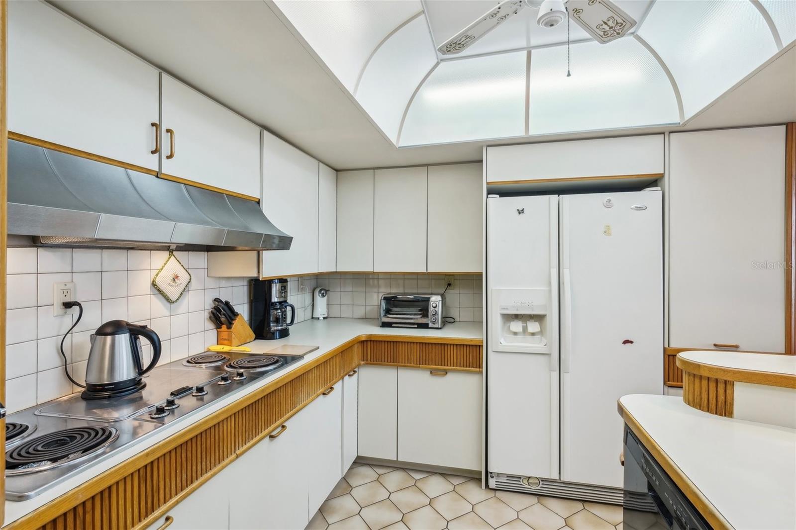 7400 SUN ISLAND DR S #802, SOUTH PASADENA, FL, 33707