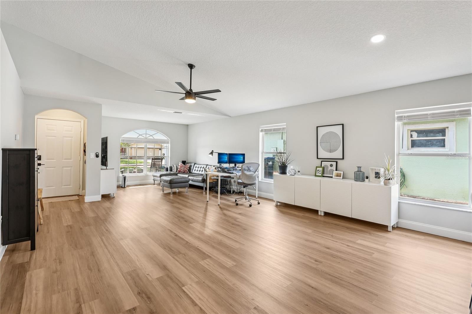 2700 PALM ISLE WAY, ORLANDO, FL, 32829