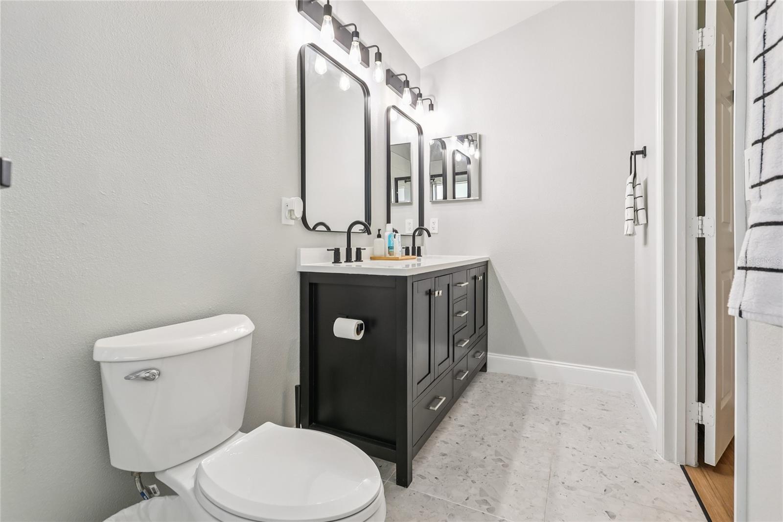 2700 PALM ISLE WAY, ORLANDO, FL, 32829