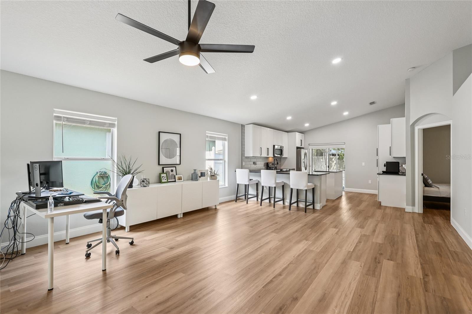 2700 PALM ISLE WAY, ORLANDO, FL, 32829