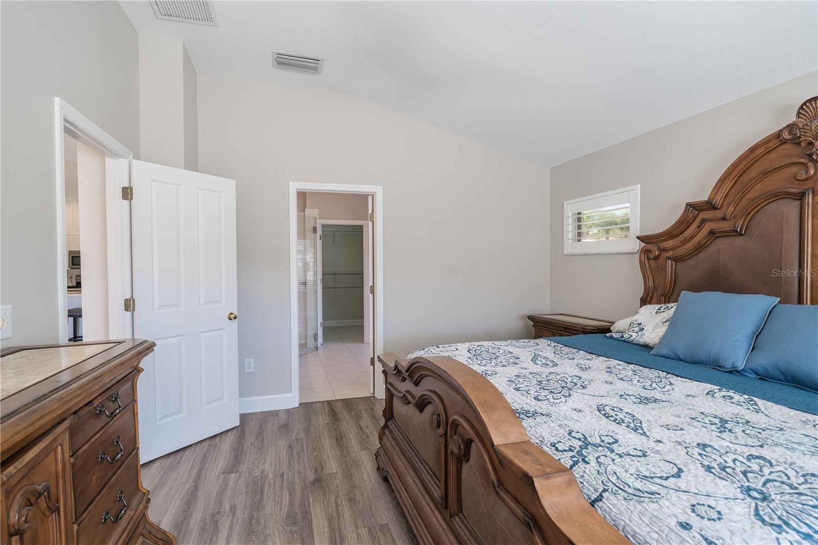 27621 SUGAR LOAF DR, WESLEY CHAPEL, FL, 33544