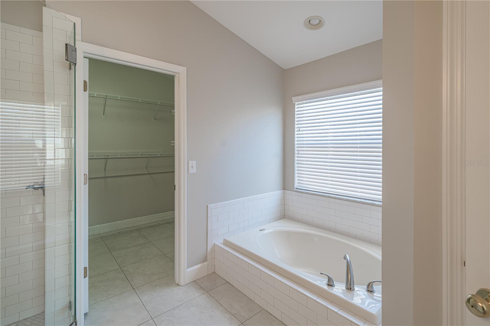 27621 SUGAR LOAF DR, WESLEY CHAPEL, FL, 33544