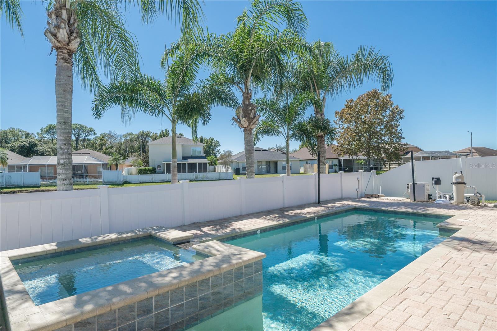 27621 SUGAR LOAF DR, WESLEY CHAPEL, FL, 33544