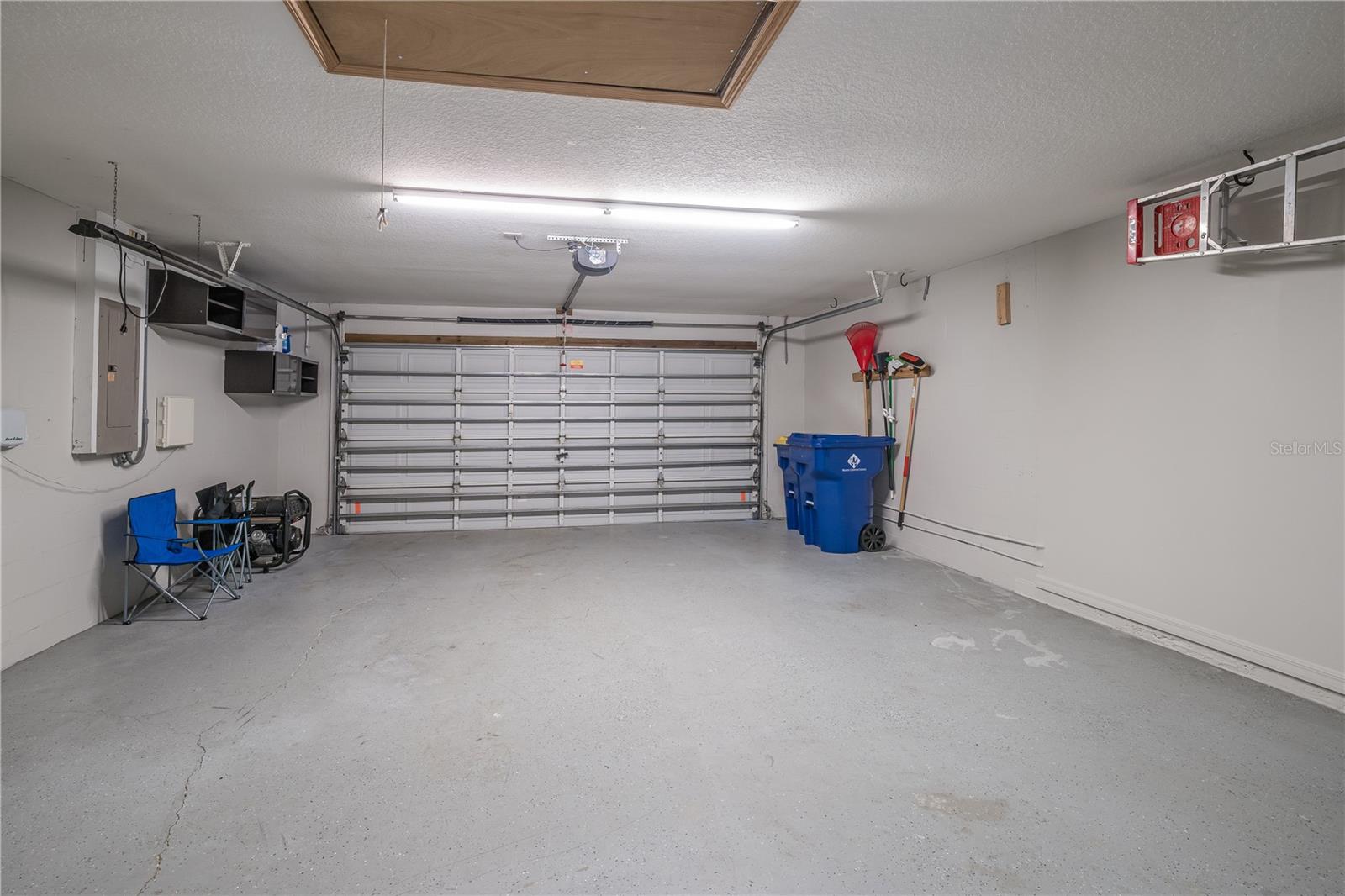 27621 SUGAR LOAF DR, WESLEY CHAPEL, FL, 33544