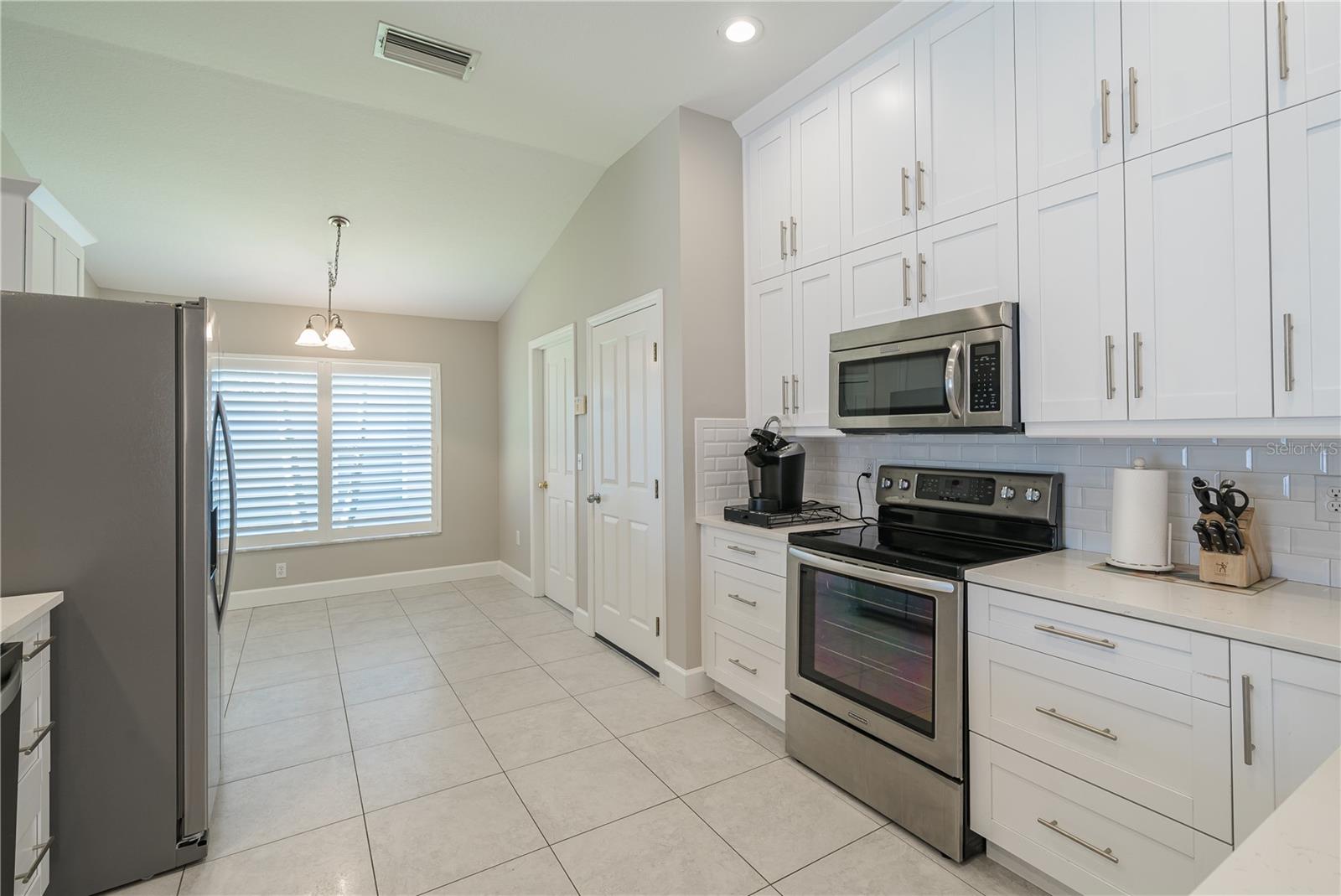 27621 SUGAR LOAF DR, WESLEY CHAPEL, FL, 33544