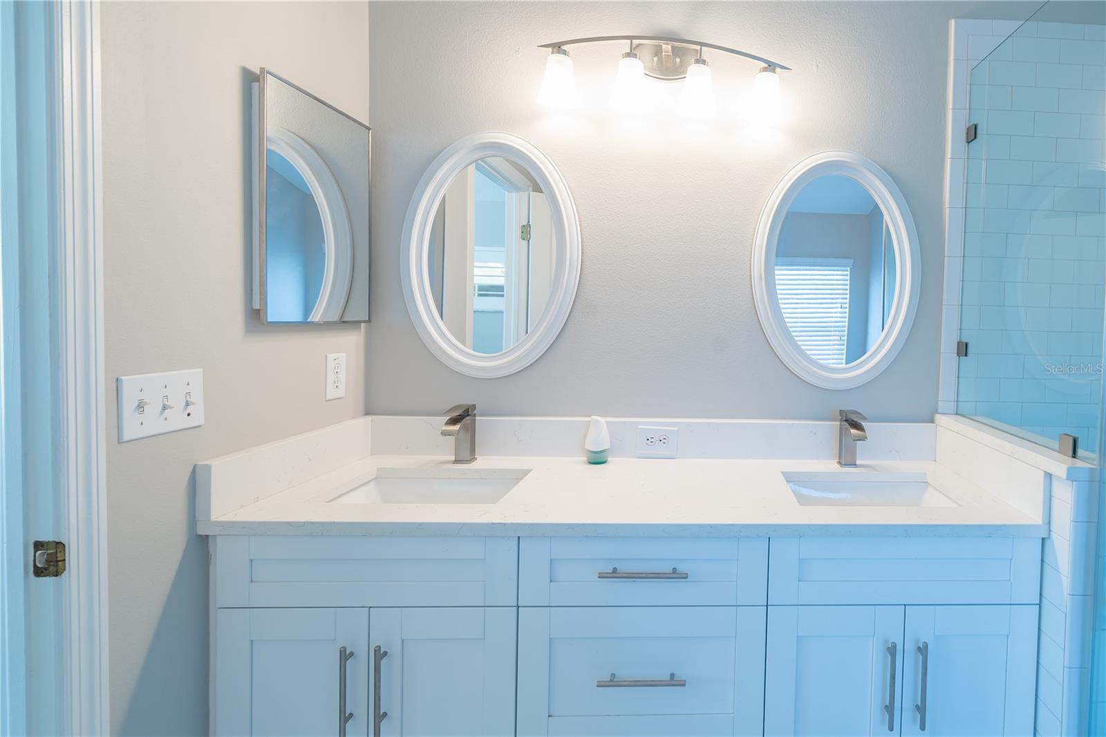 27621 SUGAR LOAF DR, WESLEY CHAPEL, FL, 33544