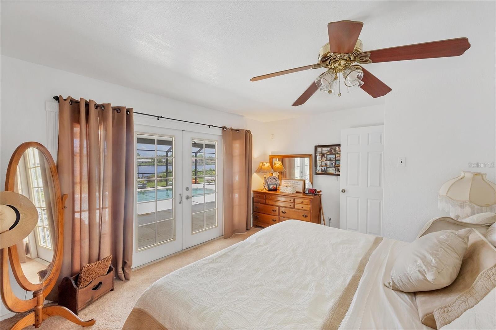 18585 KLINGLER CIR, PORT CHARLOTTE, FL, 33948