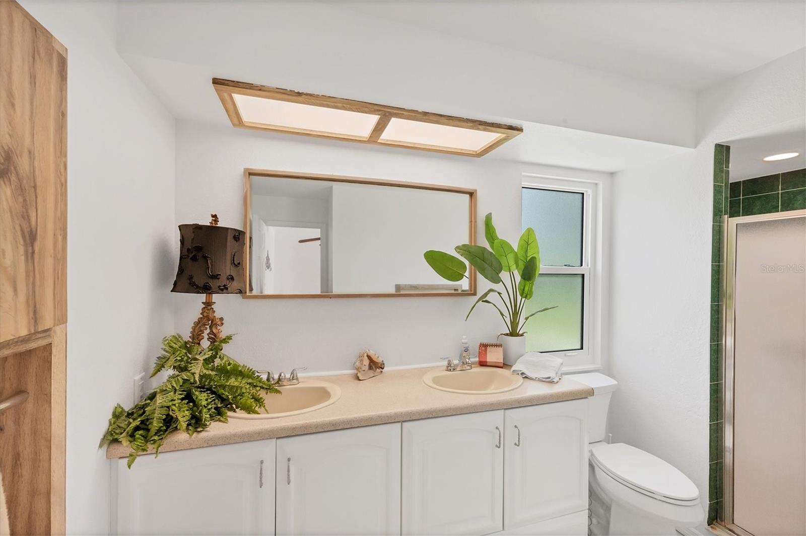 18585 KLINGLER CIR, PORT CHARLOTTE, FL, 33948