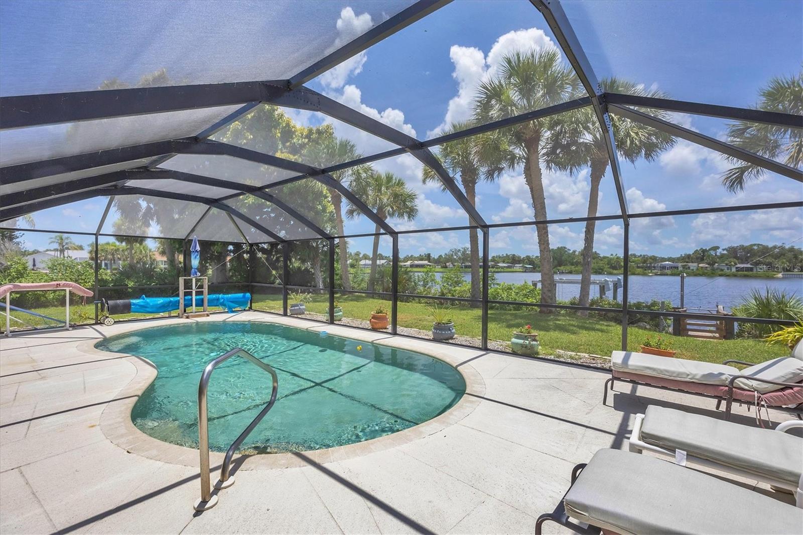 18585 KLINGLER CIR, PORT CHARLOTTE, FL, 33948