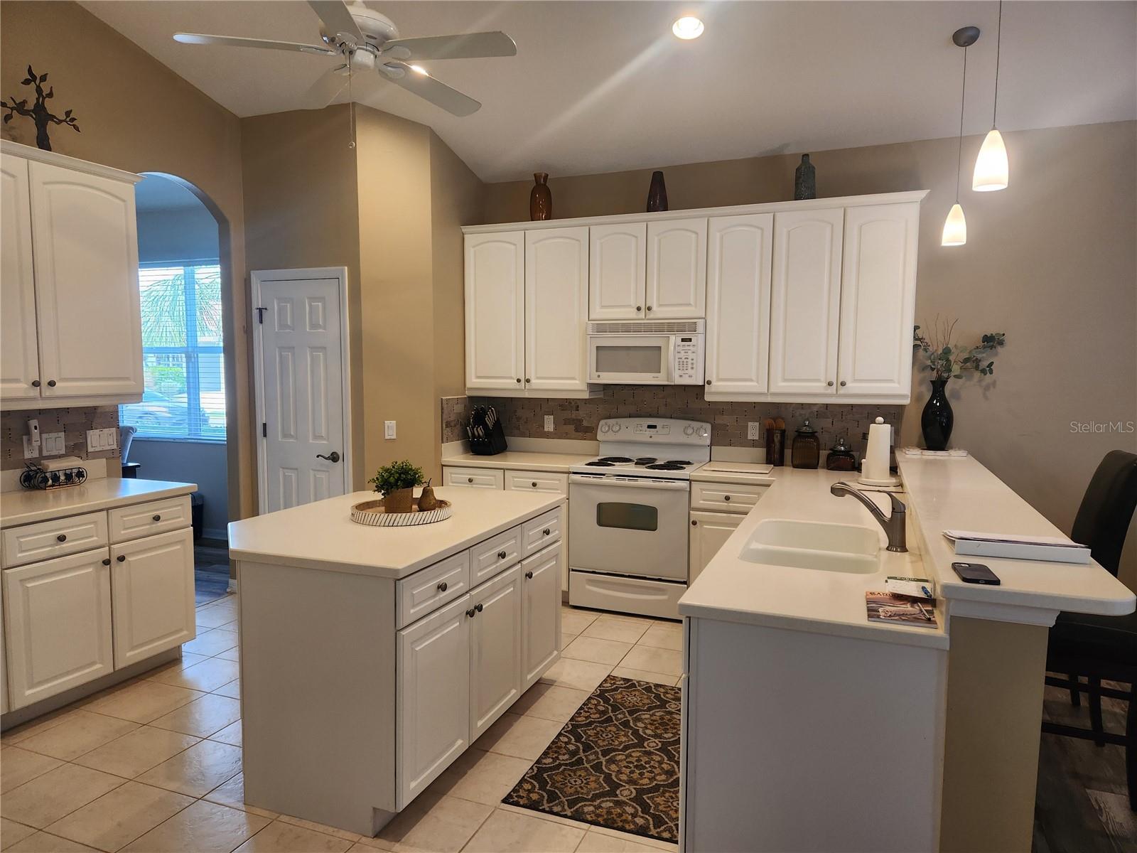 6496 ROOKERY CIR, BRADENTON, FL, 34203