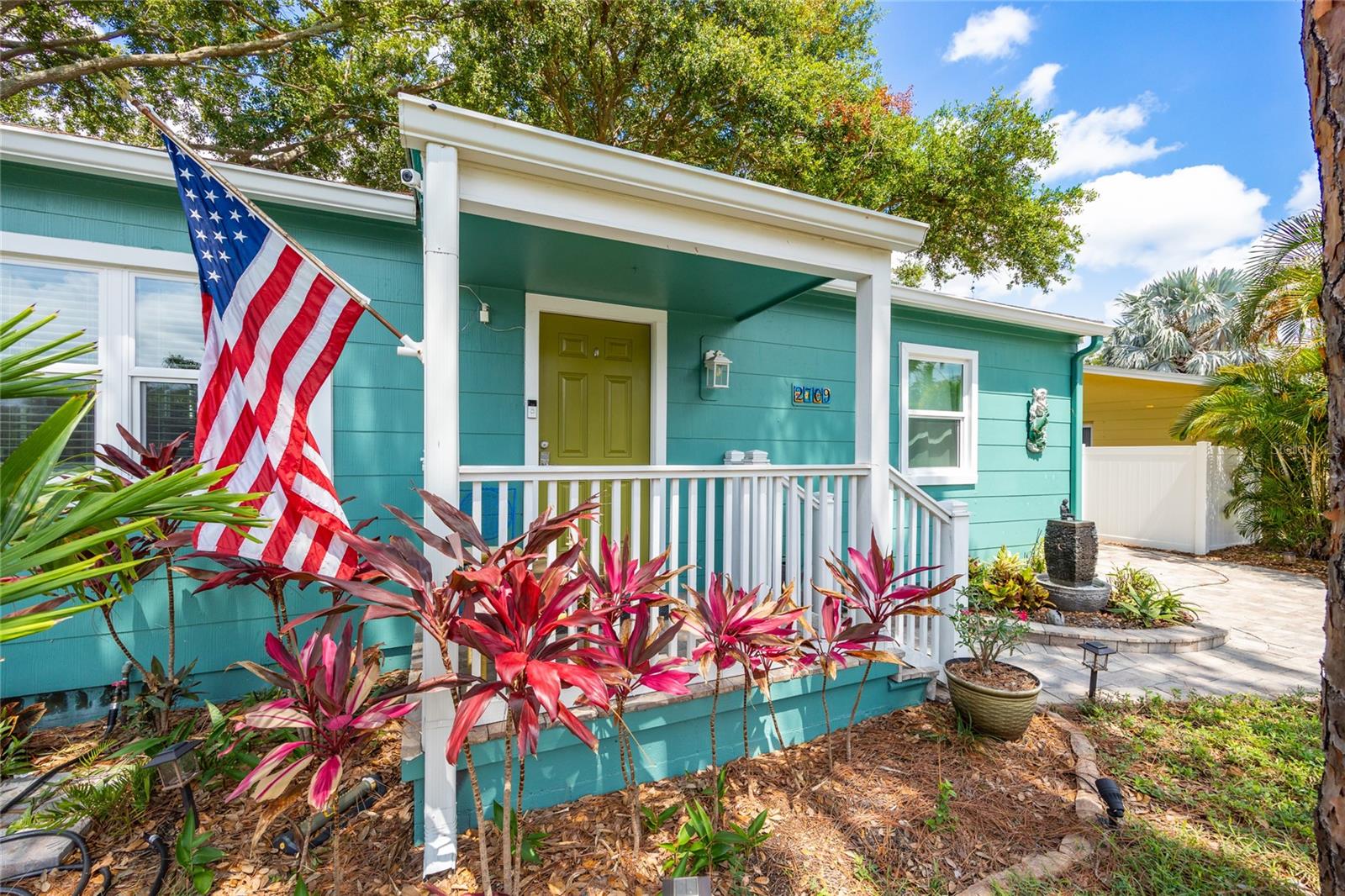 2709 UPTON ST S, GULFPORT, FL, 33711