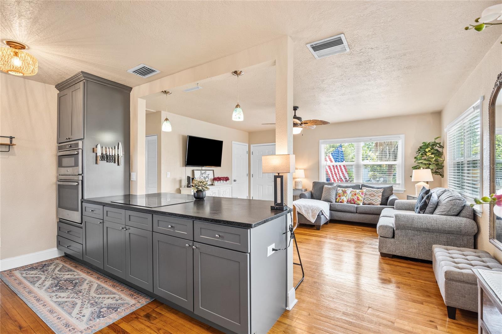 2709 UPTON ST S, GULFPORT, FL, 33711