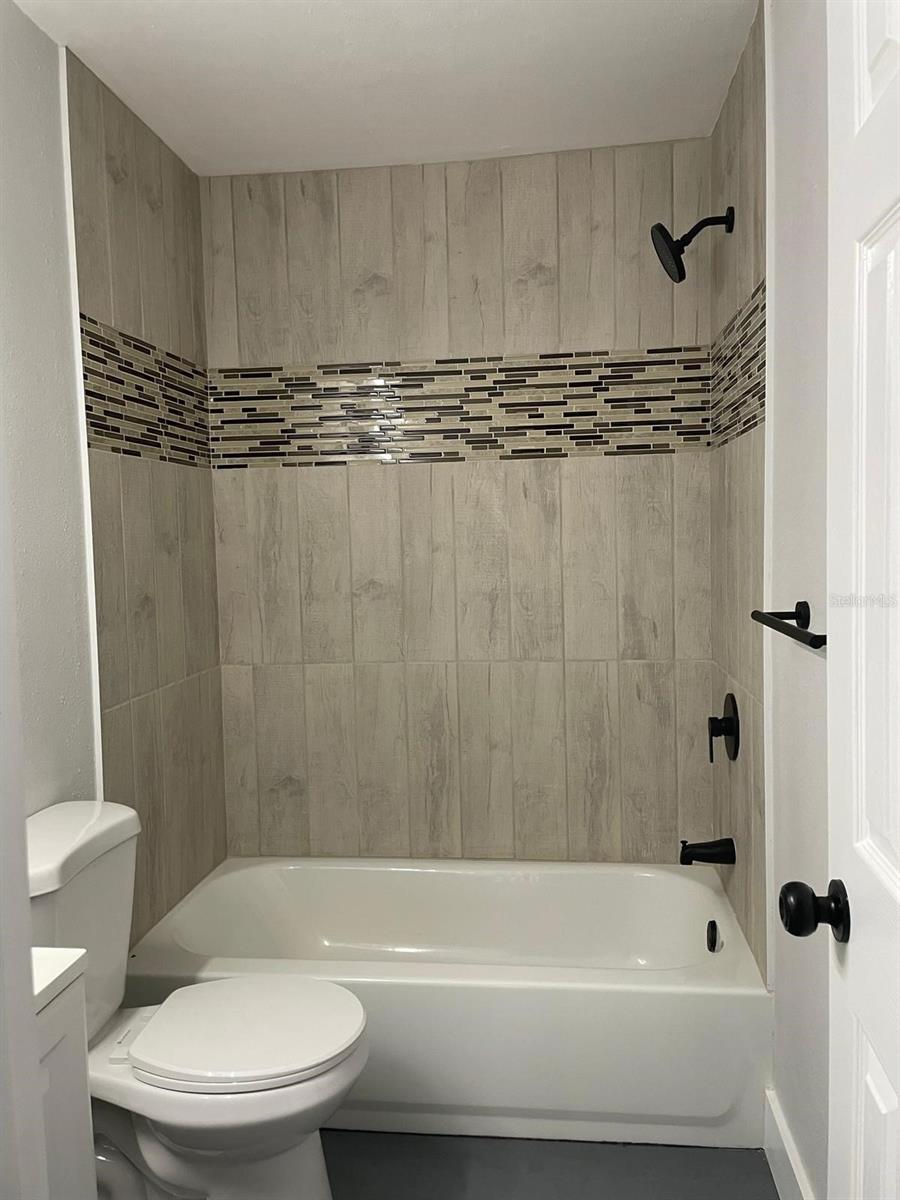 854 SHIRLEY ANN TRL #854/856, LAKELAND, FL, 33809