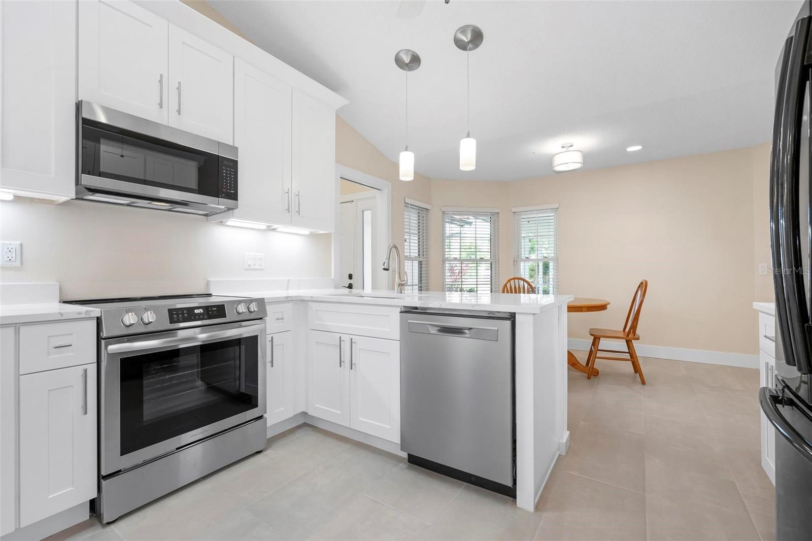 A4654768 Property Photo