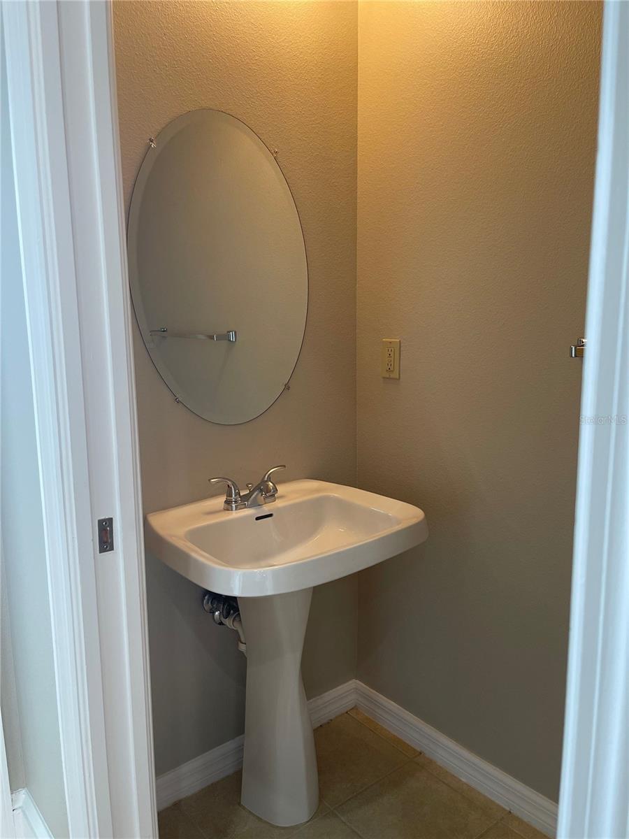 3744 AVALON PARK EAST BLVD, ORLANDO, FL, 32828