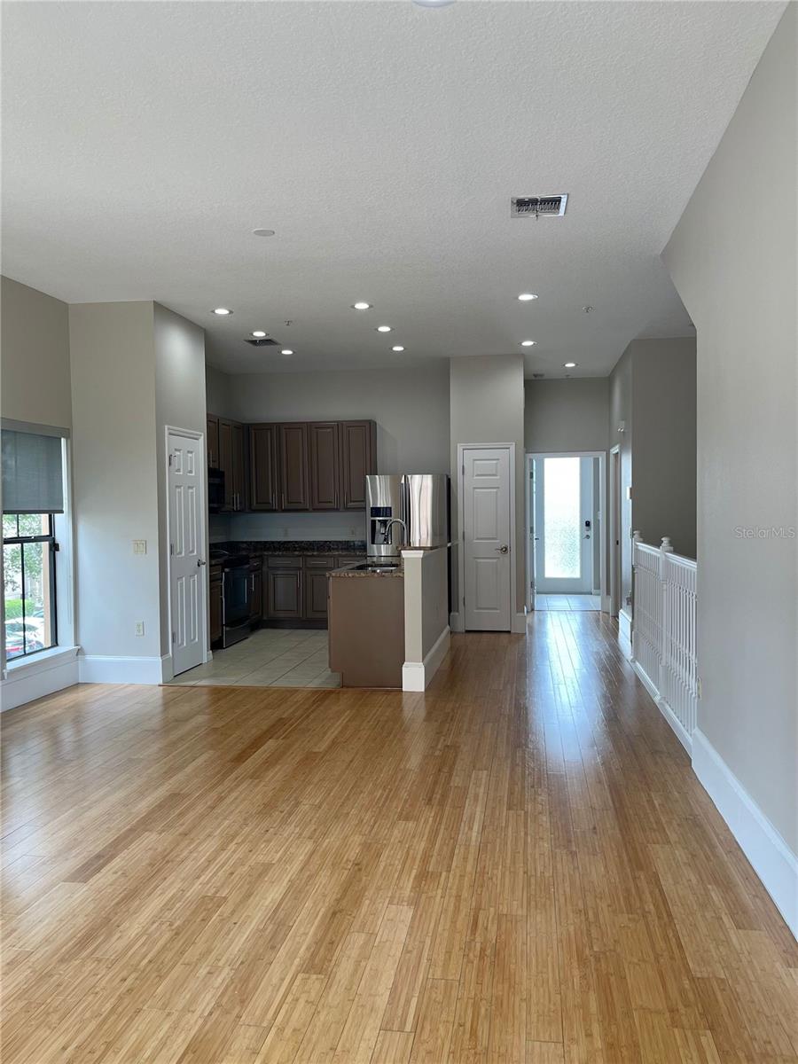 3744 AVALON PARK EAST BLVD, ORLANDO, FL, 32828