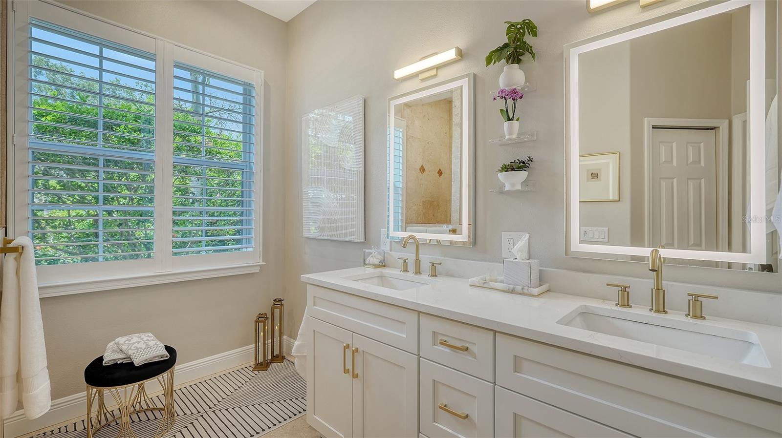 A4654776 Property Photo