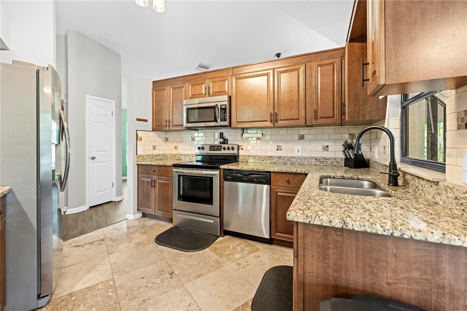 19555 PHILLIPS RD, BROOKSVILLE, FL, 34604