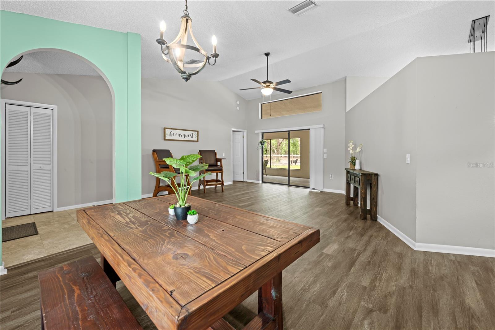 19555 PHILLIPS RD, BROOKSVILLE, FL, 34604