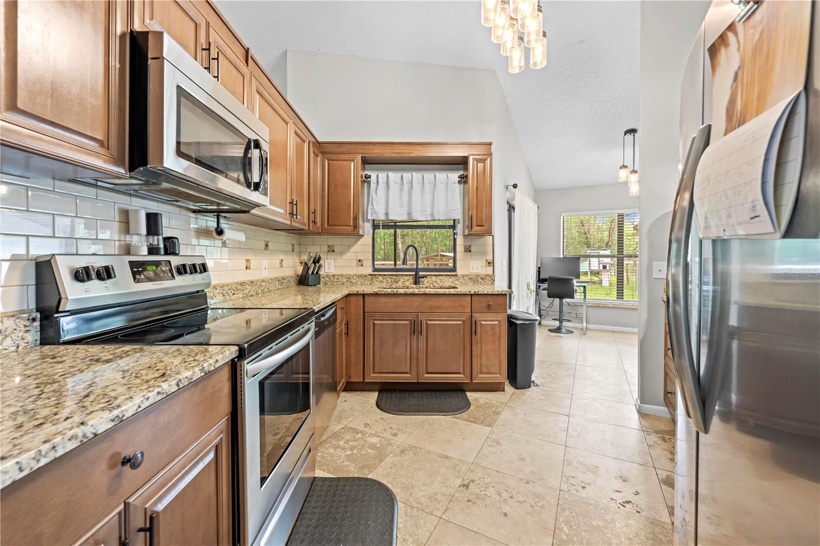 19555 PHILLIPS RD, BROOKSVILLE, FL, 34604