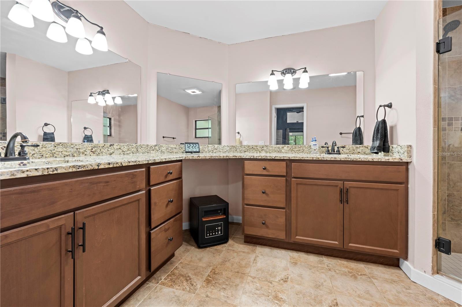 19555 PHILLIPS RD, BROOKSVILLE, FL, 34604