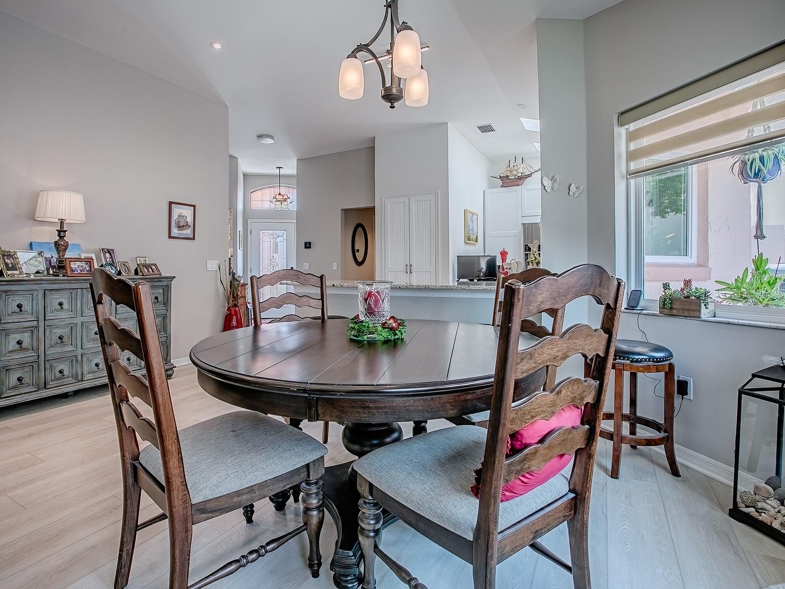 903 SANTA ANNA LN, THE VILLAGES, FL, 32159