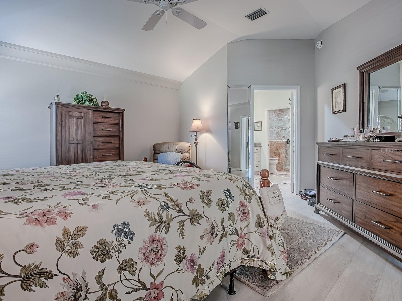 903 SANTA ANNA LN, THE VILLAGES, FL, 32159