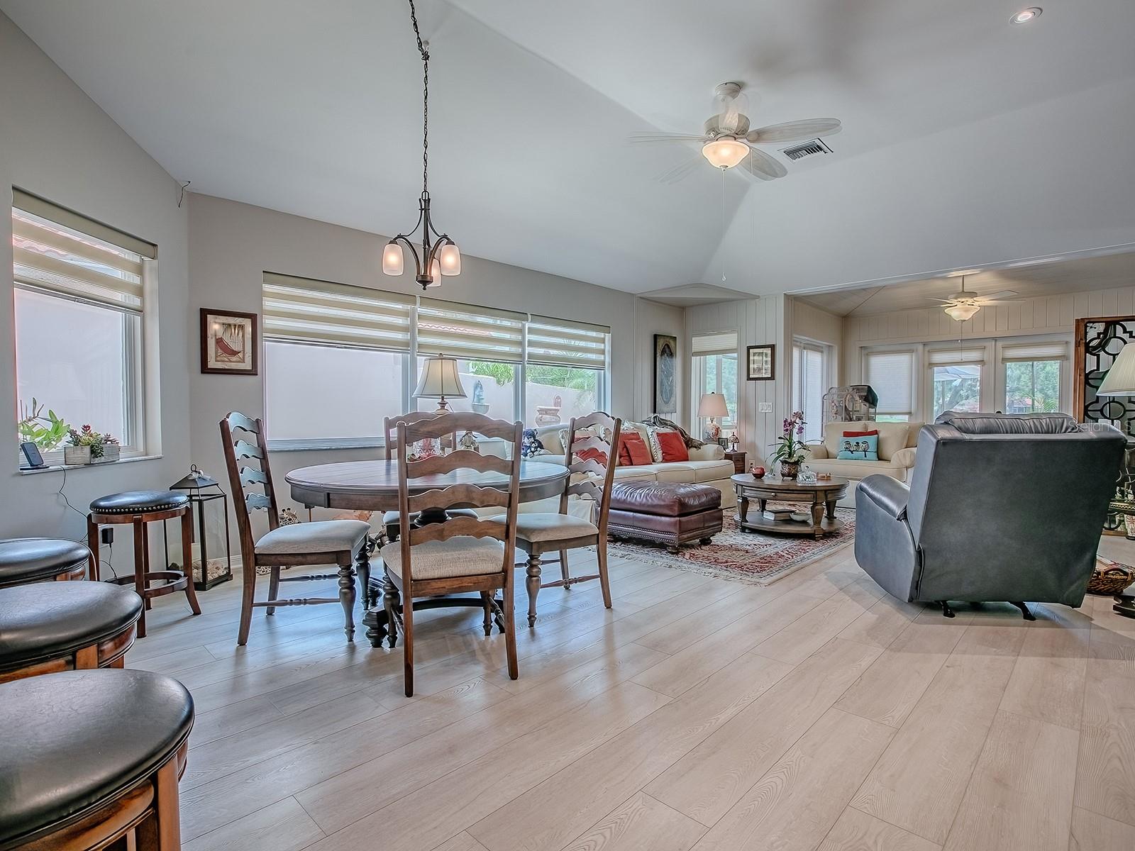 903 SANTA ANNA LN, THE VILLAGES, FL, 32159