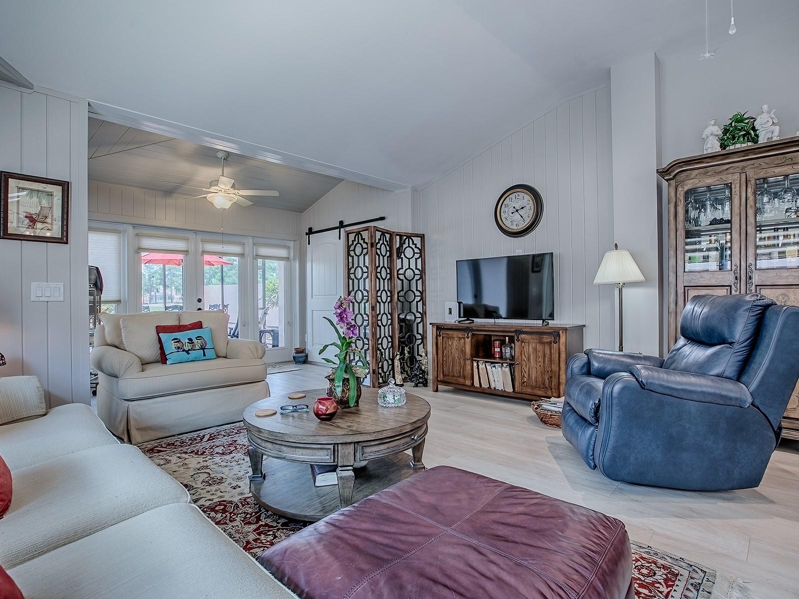 903 SANTA ANNA LN, THE VILLAGES, FL, 32159