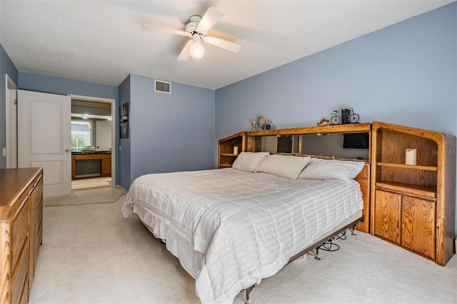 9806 BENNINGTON DR, TAMPA, FL, 33626