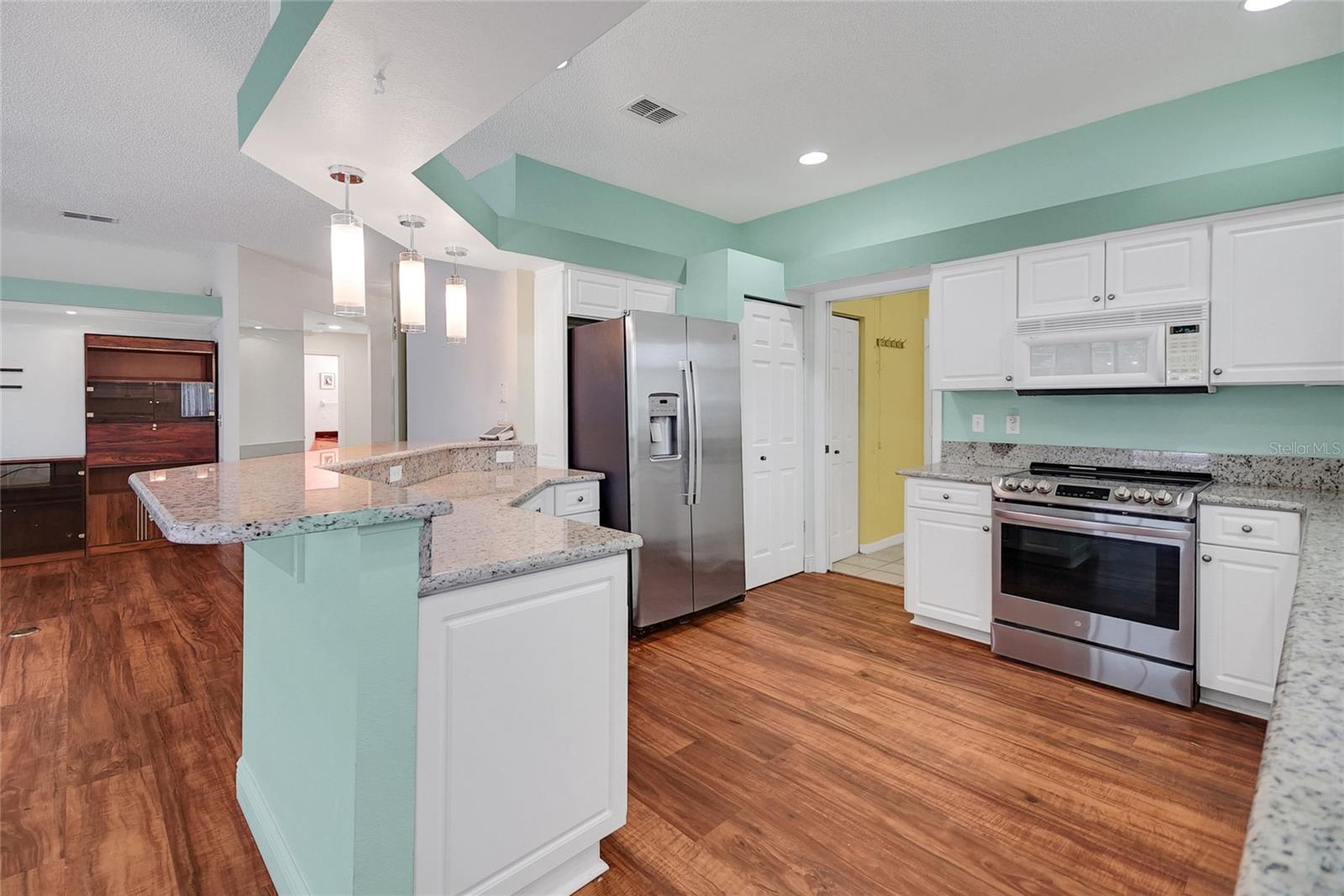 32948 RAMBLING OAKS CT, LEESBURG, FL, 34748