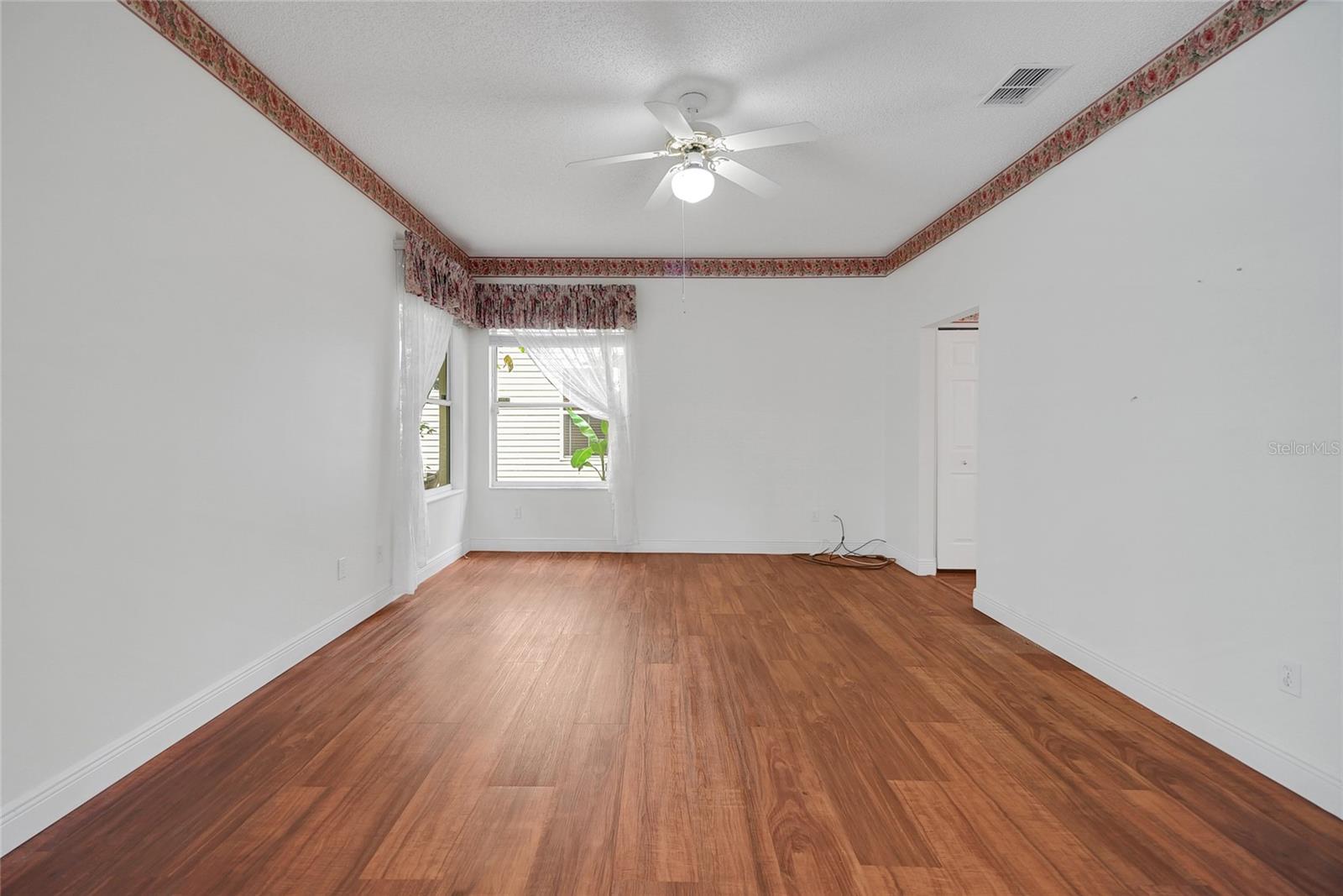 32948 RAMBLING OAKS CT, LEESBURG, FL, 34748