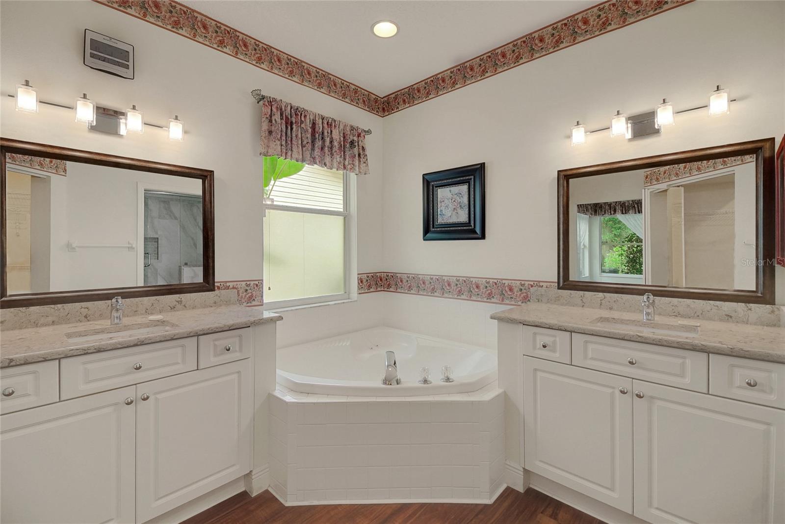 32948 RAMBLING OAKS CT, LEESBURG, FL, 34748