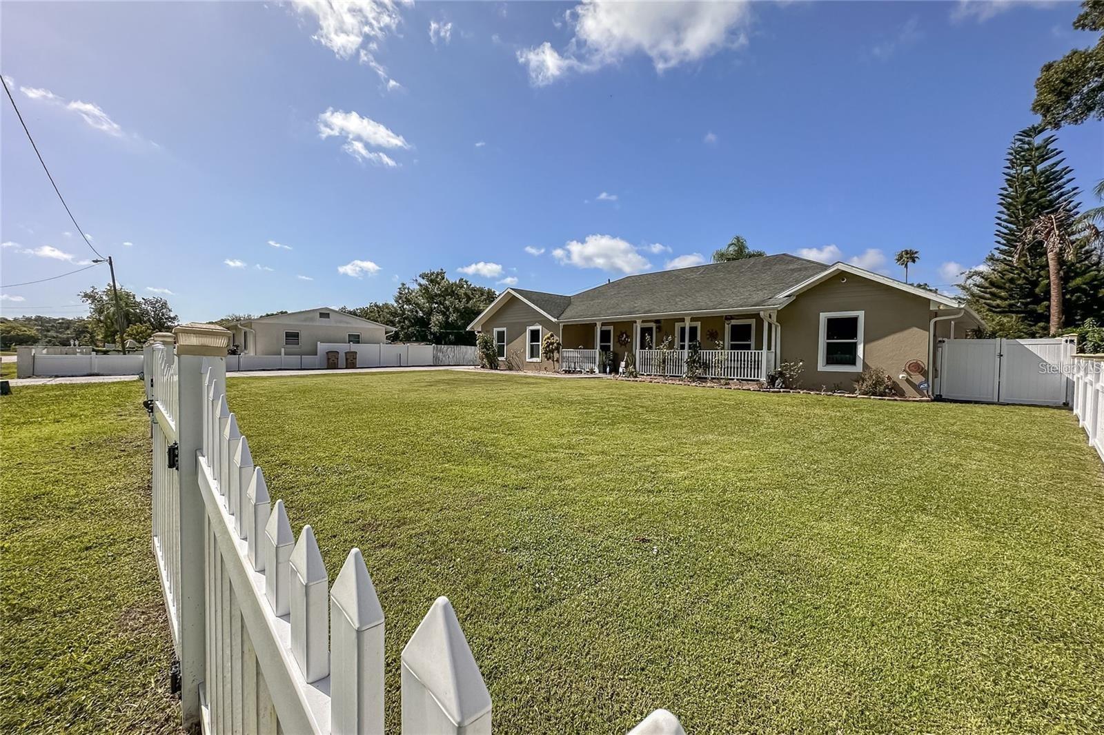 5572 MYAKKA AVE, INTERCESSION CITY, FL, 33848