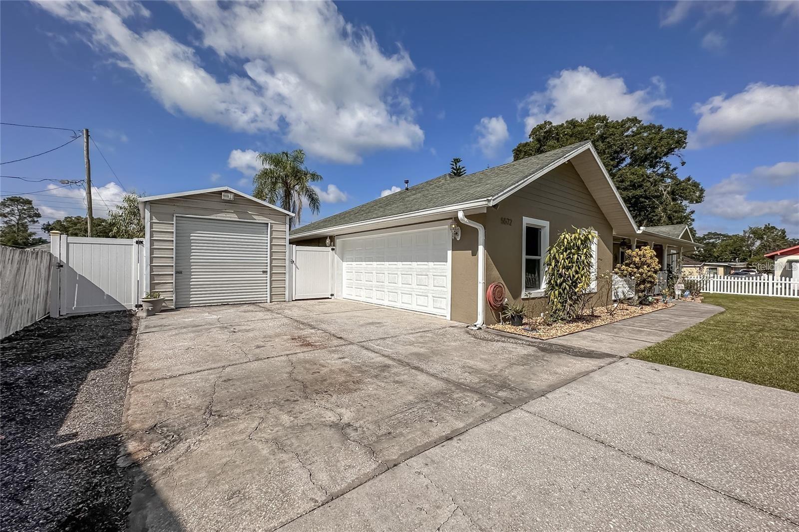 5572 MYAKKA AVE, INTERCESSION CITY, FL, 33848