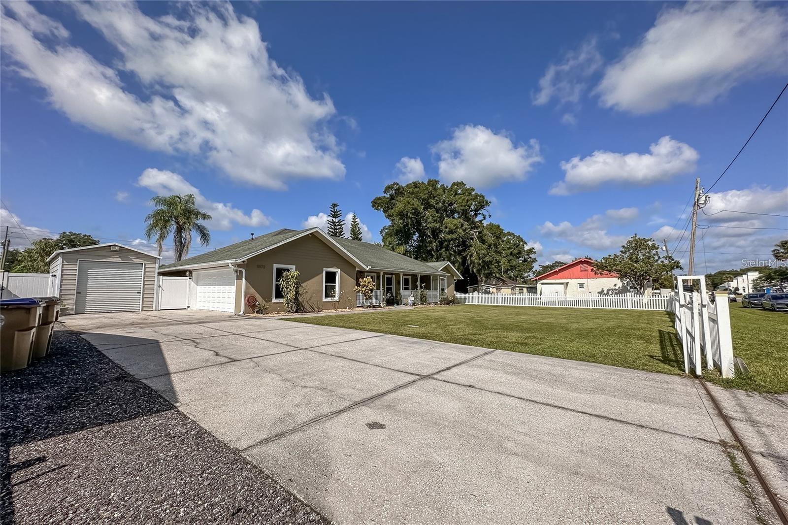 5572 MYAKKA AVE, INTERCESSION CITY, FL, 33848