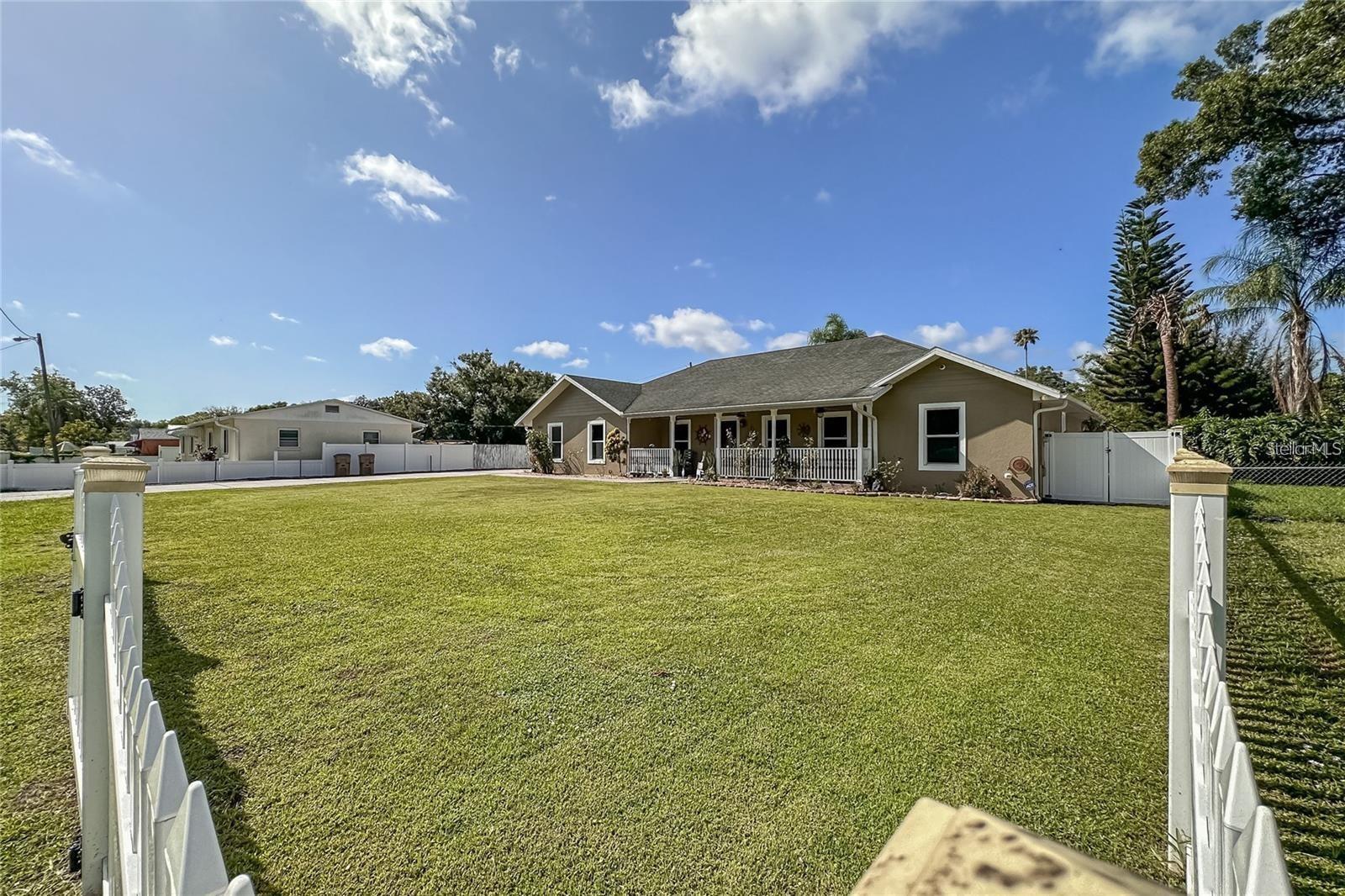 5572 MYAKKA AVE, INTERCESSION CITY, FL, 33848