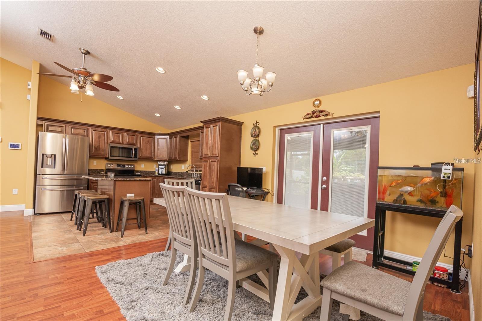 5572 MYAKKA AVE, INTERCESSION CITY, FL, 33848