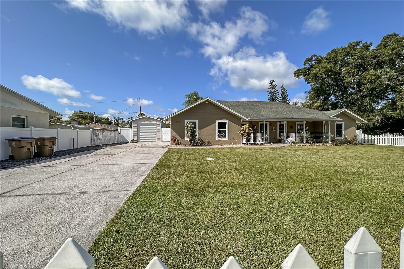 5572 MYAKKA AVE, INTERCESSION CITY, FL, 33848