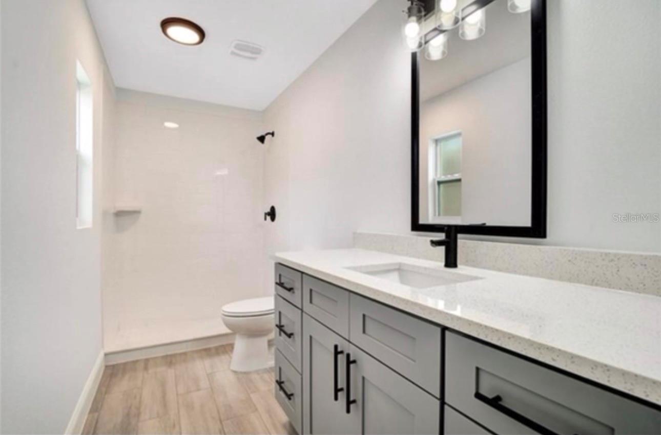 1917 ALAMEDA DR, DELTONA, FL, 32738