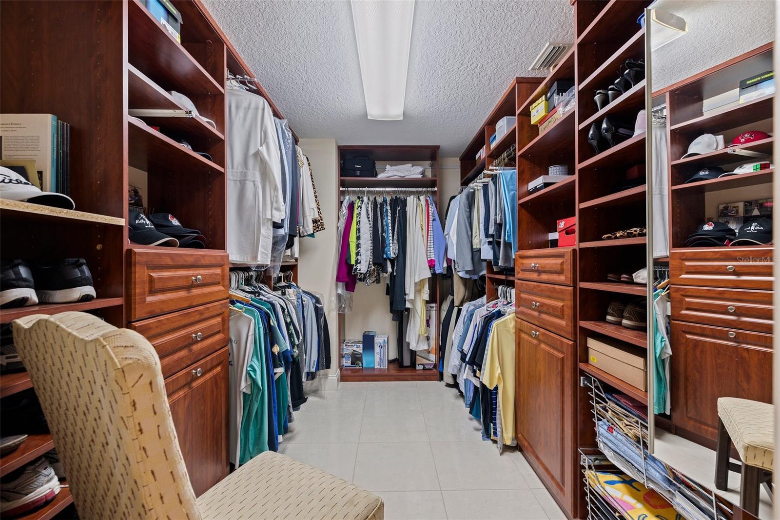 Primary Bedroom Walk-in Closest