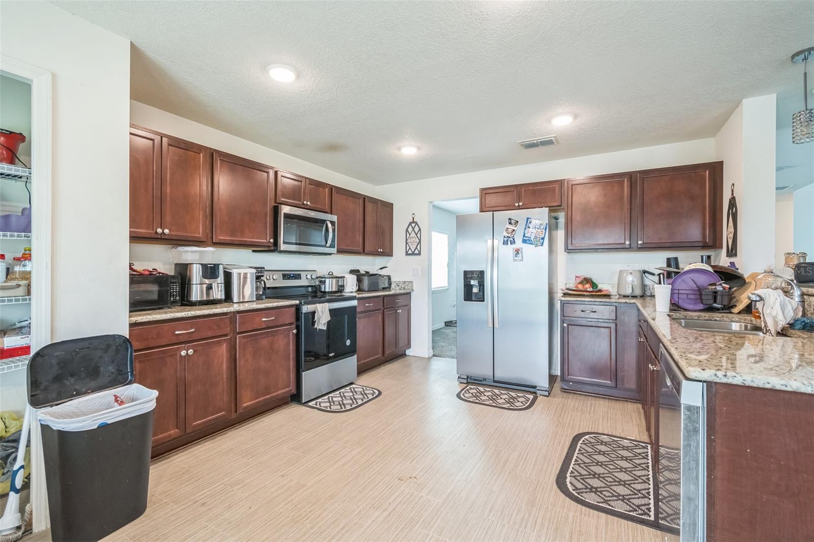 546 COOPER ST SW, PALM BAY, FL, 32908