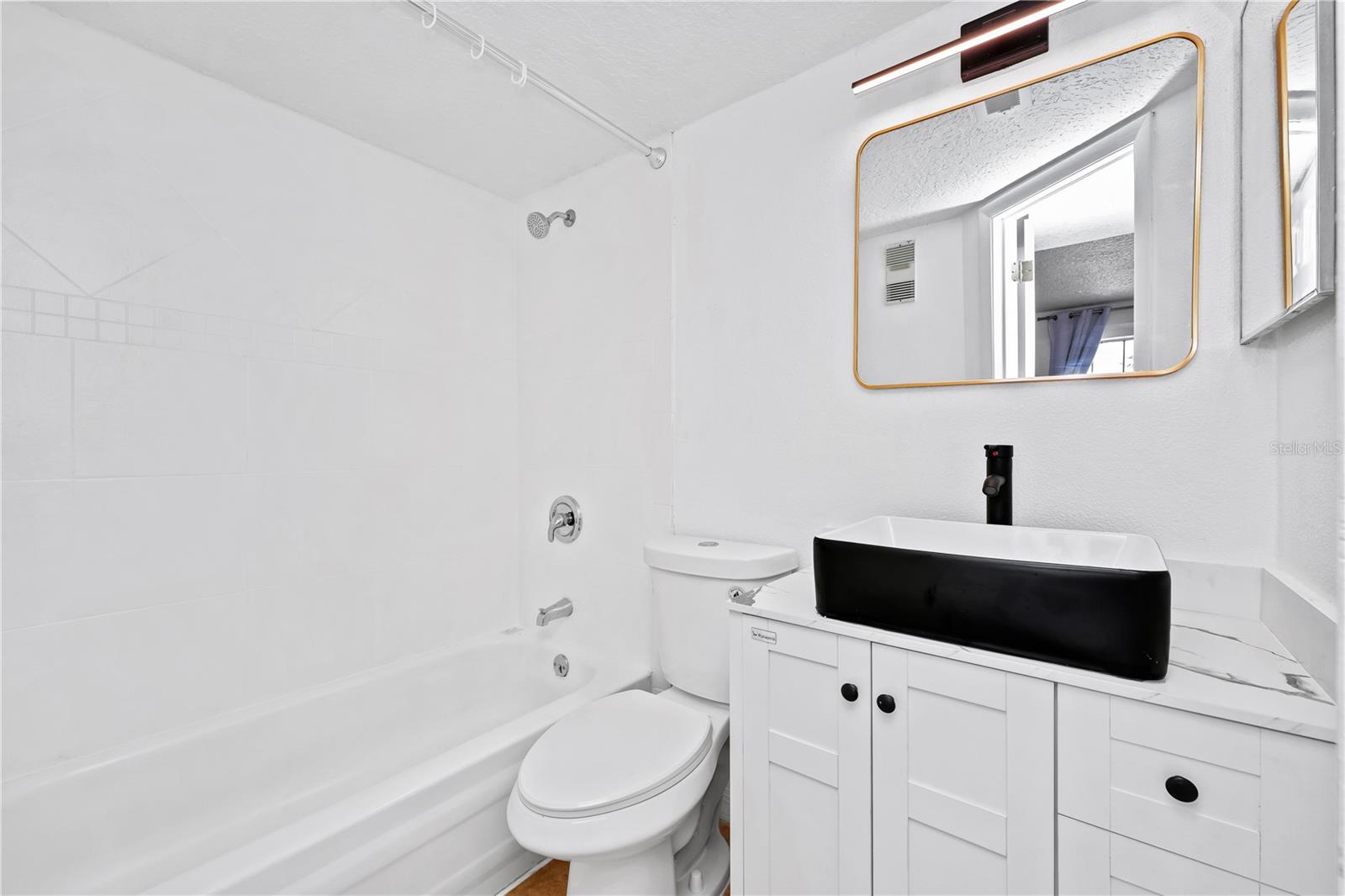 6052 VILLAGE CIR #6052, ORLANDO, FL, 32822