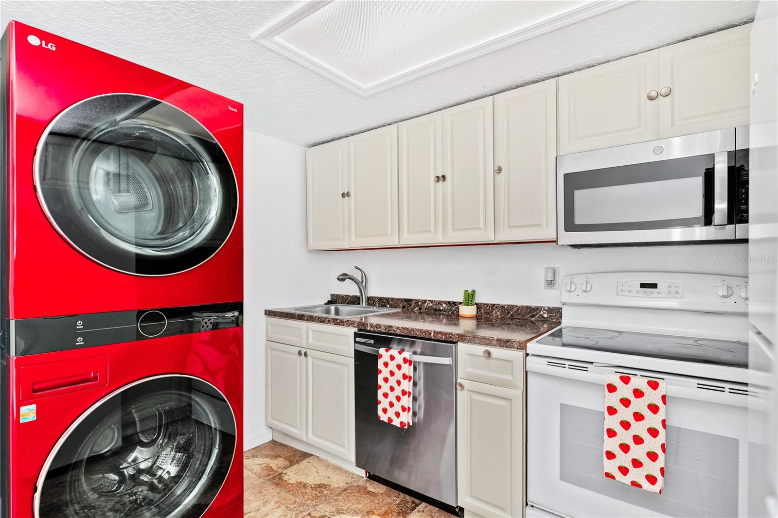 6052 VILLAGE CIR #6052, ORLANDO, FL, 32822