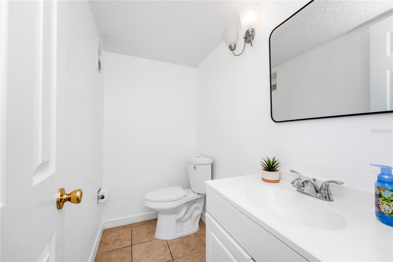 6052 VILLAGE CIR #6052, ORLANDO, FL, 32822