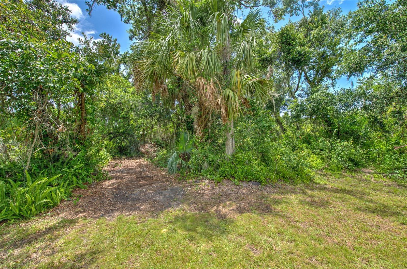 3203 21ST AVE SE, RUSKIN, FL, 33570