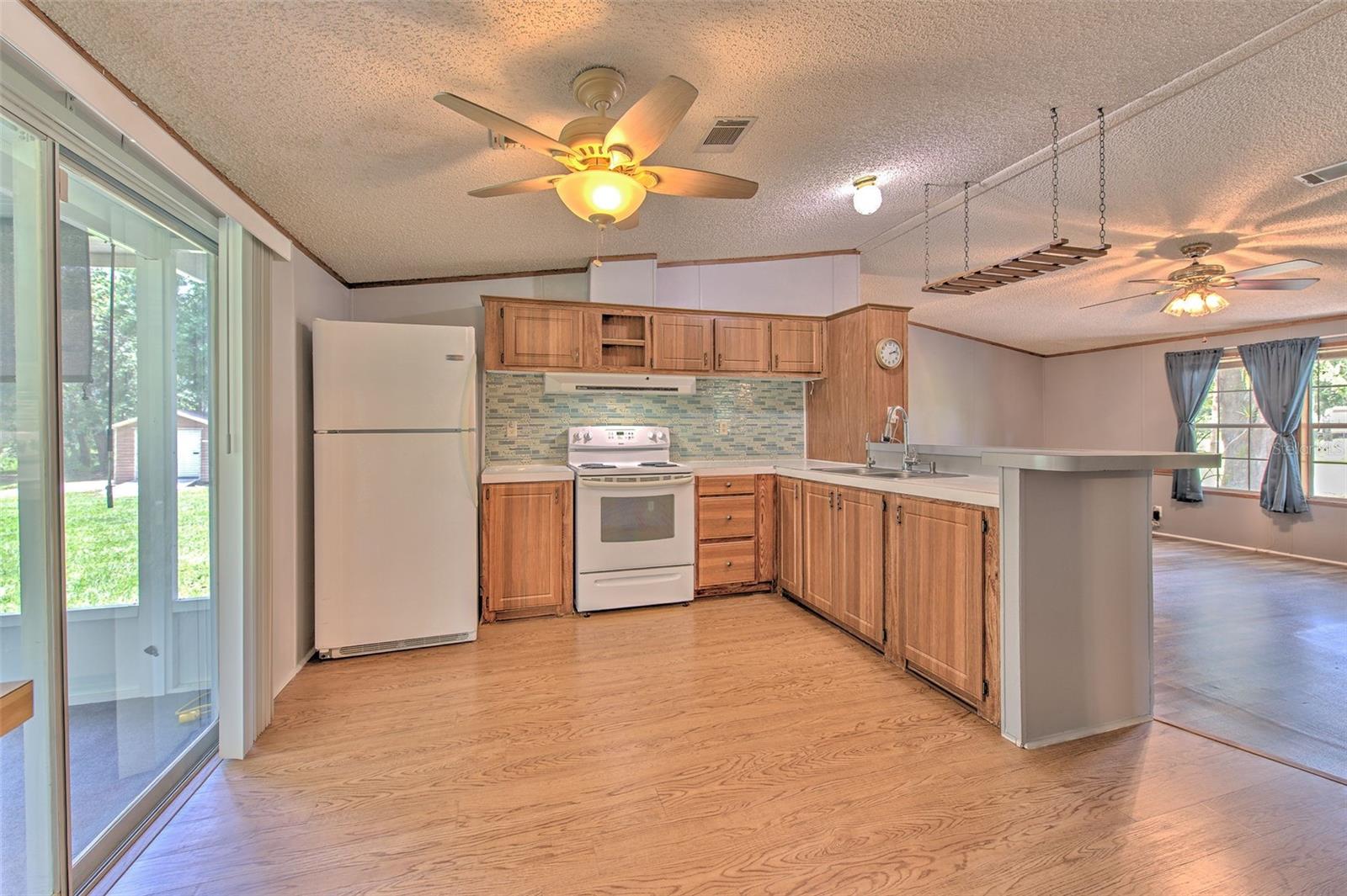 3203 21ST AVE SE, RUSKIN, FL, 33570