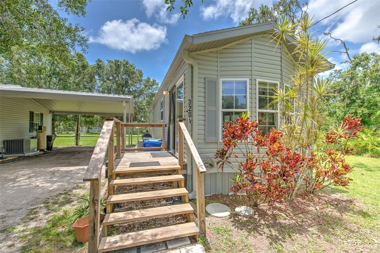 3203 21ST AVE SE, RUSKIN, FL, 33570