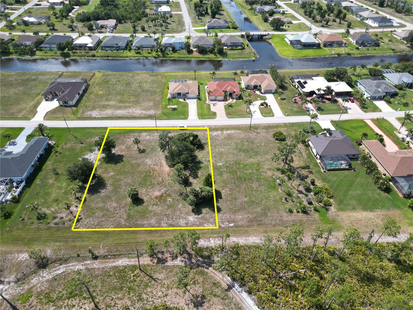 1055 BOUNDARY BLVD, ROTONDA WEST, FL, 33947